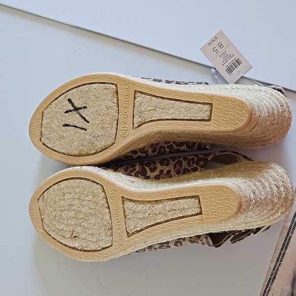 CHICO'S WOMENS CHEETAH WEDGES/ ESPADRILLES SIZE 8.5 NEW WITHOUT BOX - Picture 11 of 15